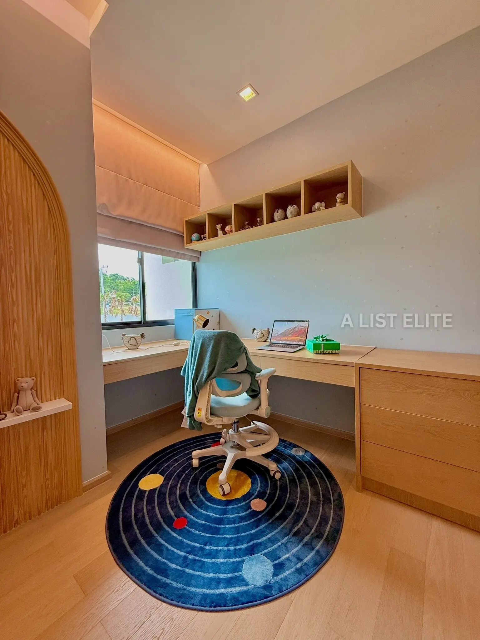 บ้านเดี่ยวสุดหรู สไตล์มินิมอลทรอปิคอล ใจกลางเมืองพัทยา