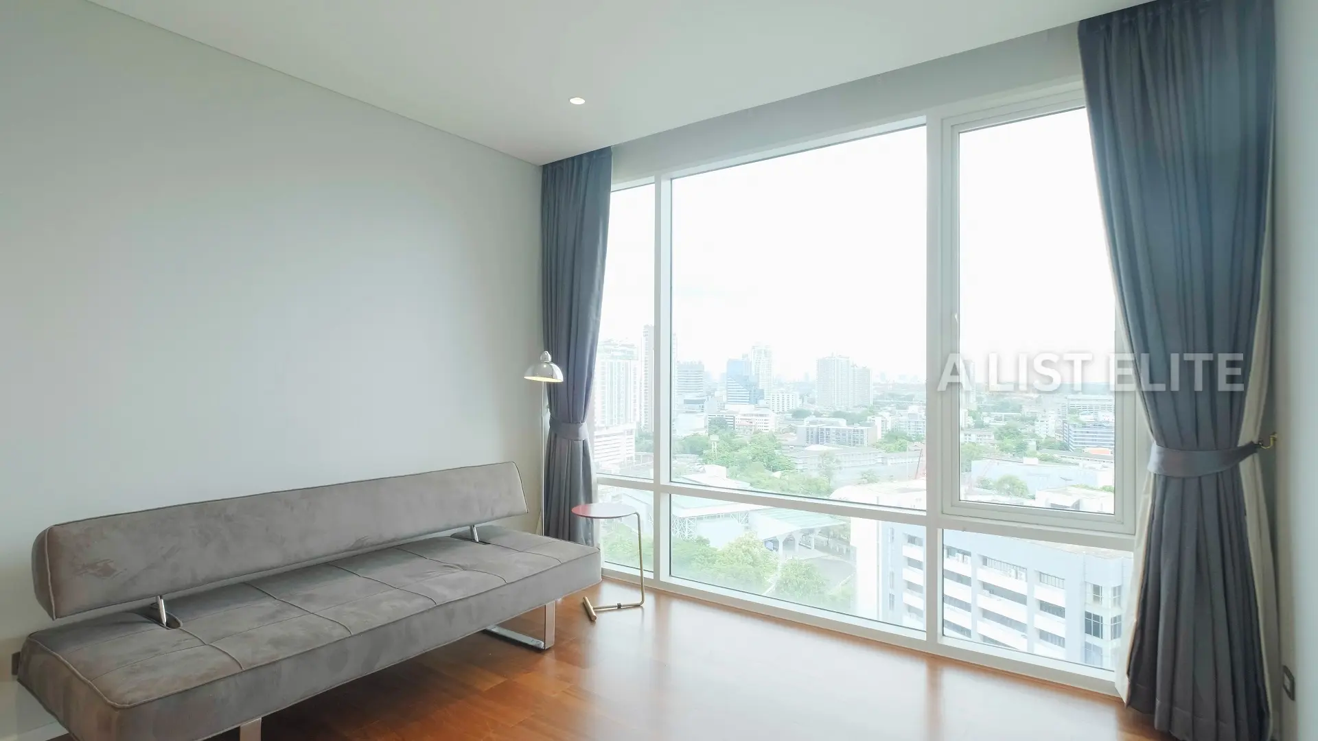 FULLERTON SUKHUMVIT