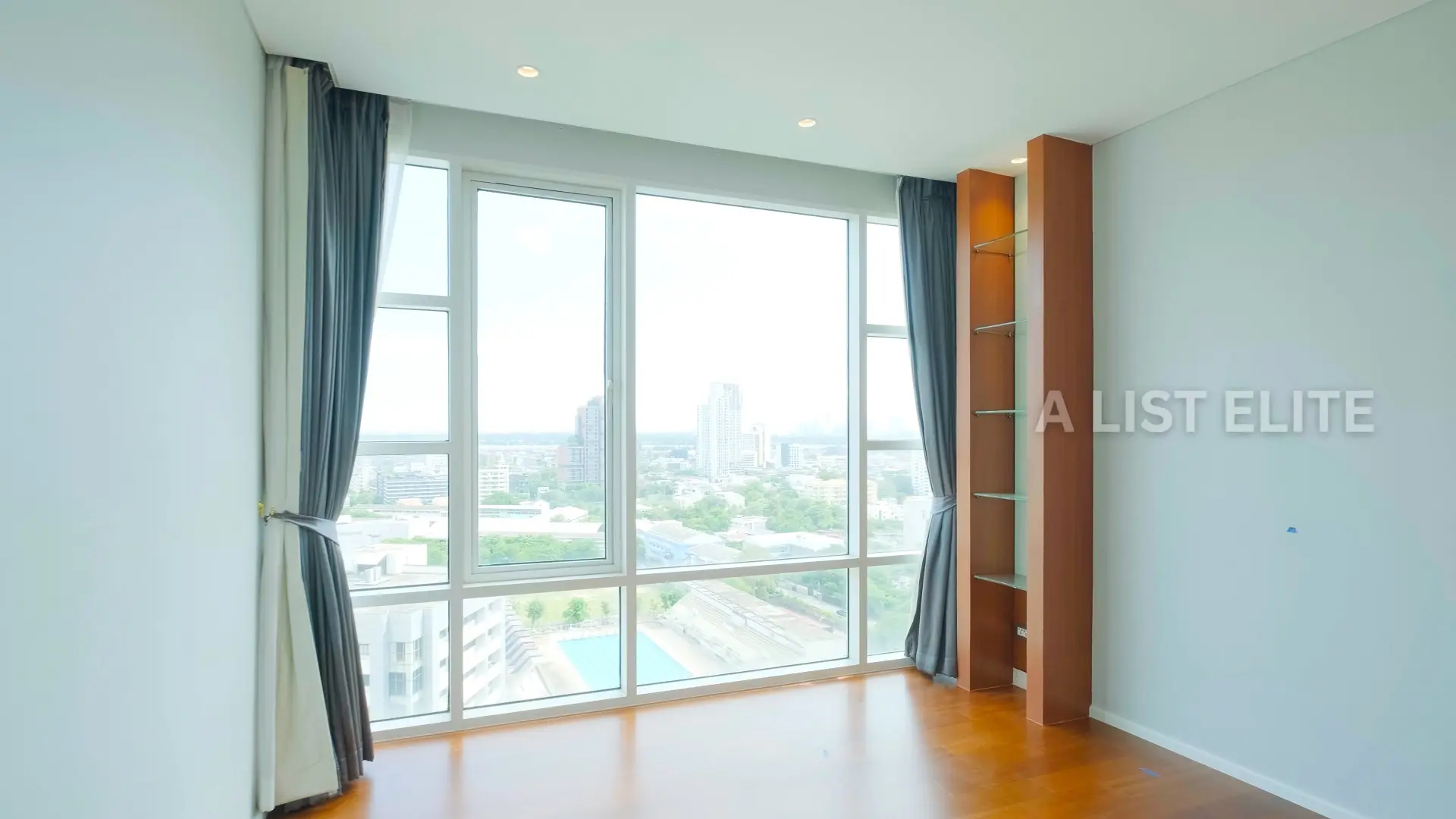 FULLERTON SUKHUMVIT