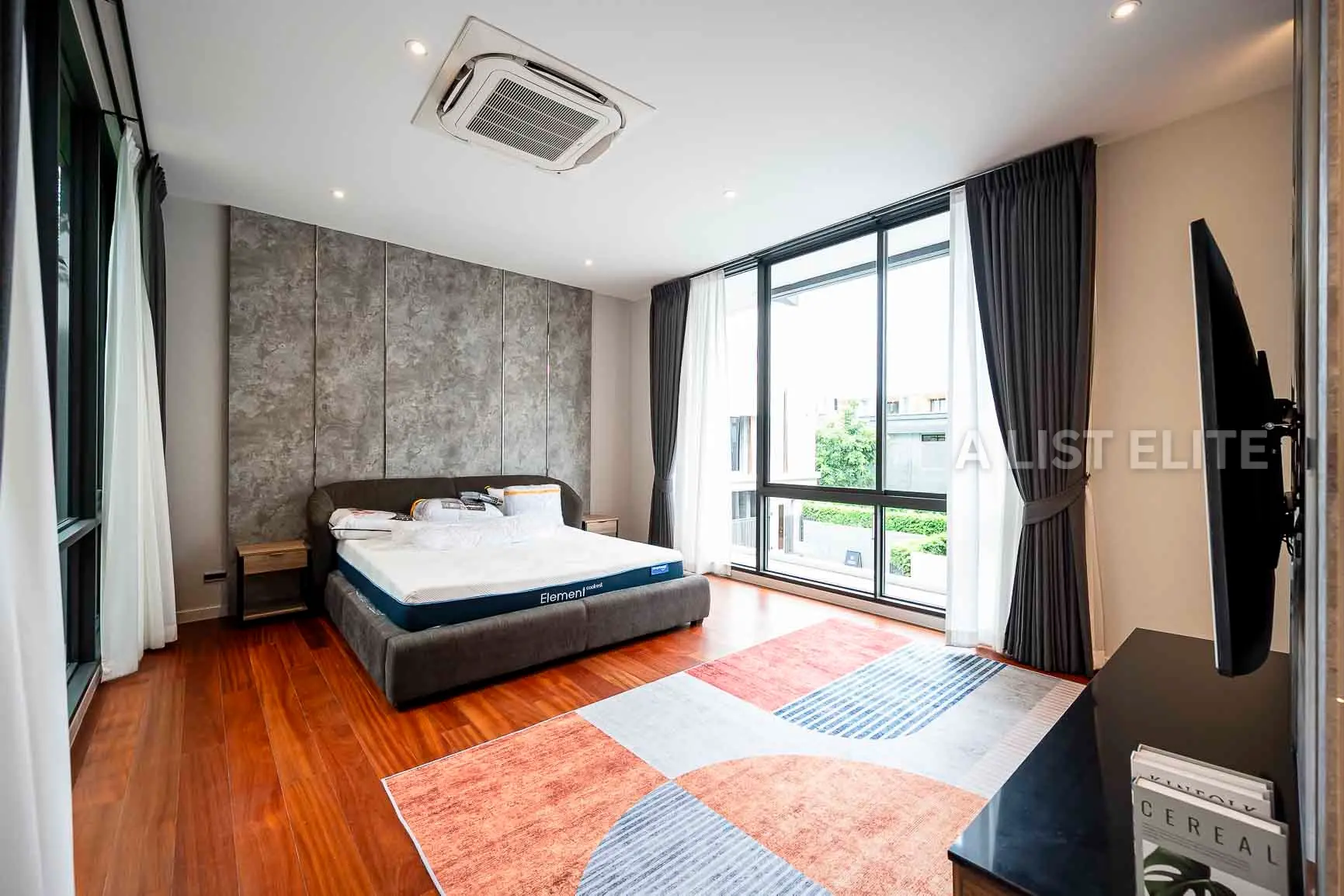 บ้านเดี่ยว 417 ตร.ม. 4 ห้องนอน 5 ห้องน้ำ ที่ BuGaan Pattanakarn