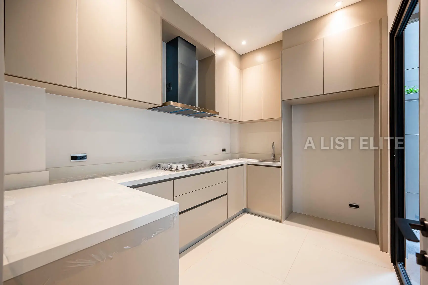 บ้านเดี่ยว 417 ตร.ม. 4 ห้องนอน 5 ห้องน้ำ ที่ BuGaan Pattanakarn