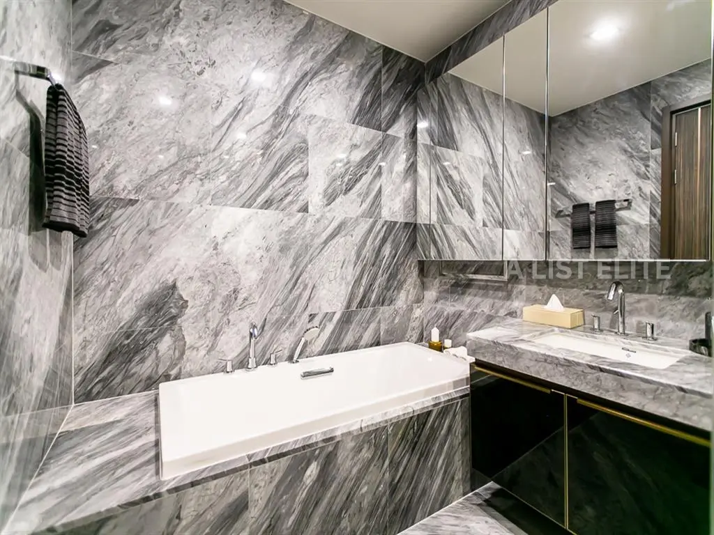 73.75 sqm 2 Bedroom 2 Bathroom in The Monument Sanampao