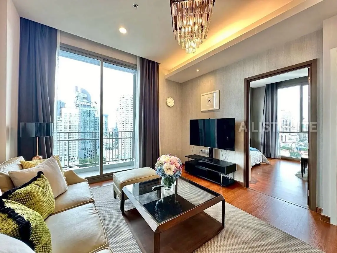 Quattro Thonglor