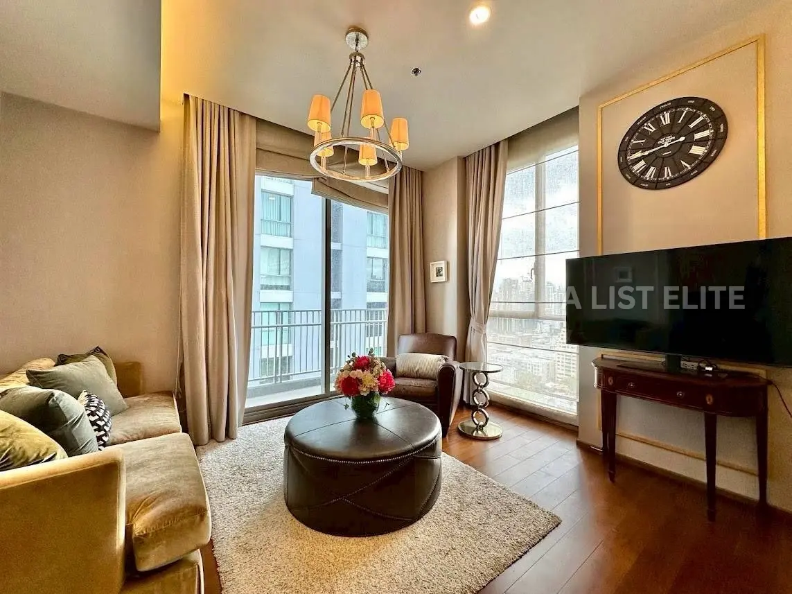 Quattro Thonglor