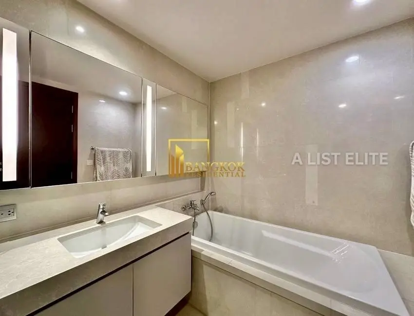 Quattro Thonglor