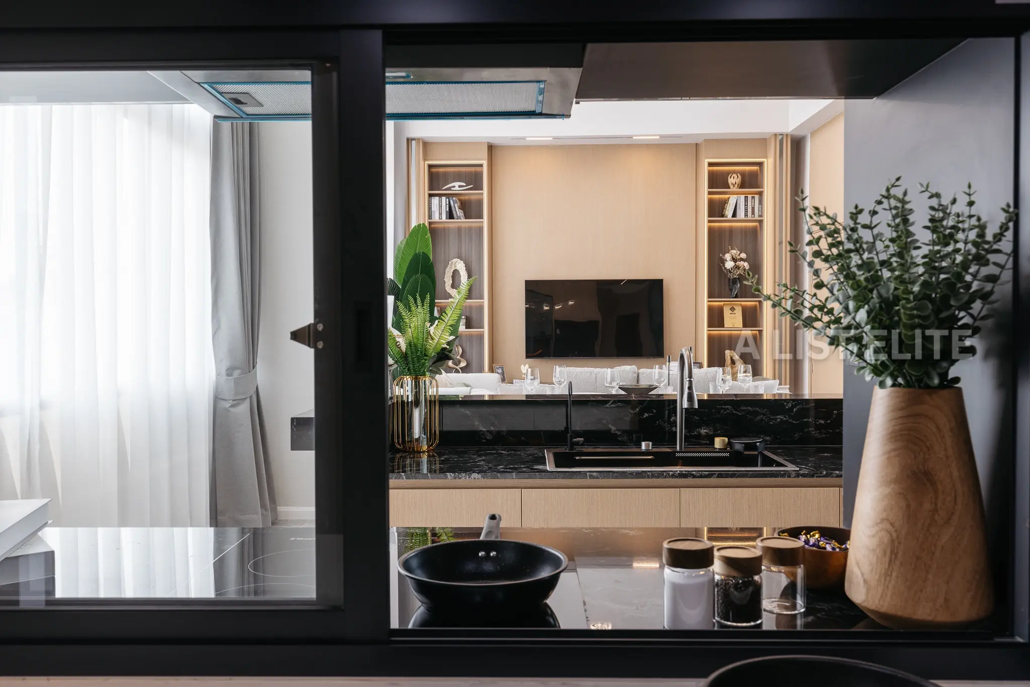 บ้านเดี่ยว 6 ห้องนอน 6 ห้องน้ำ พื้นที่ใช้สอย 705 ตร.ม. ที่ The Sylva Pattaya (Villa Heaven A)