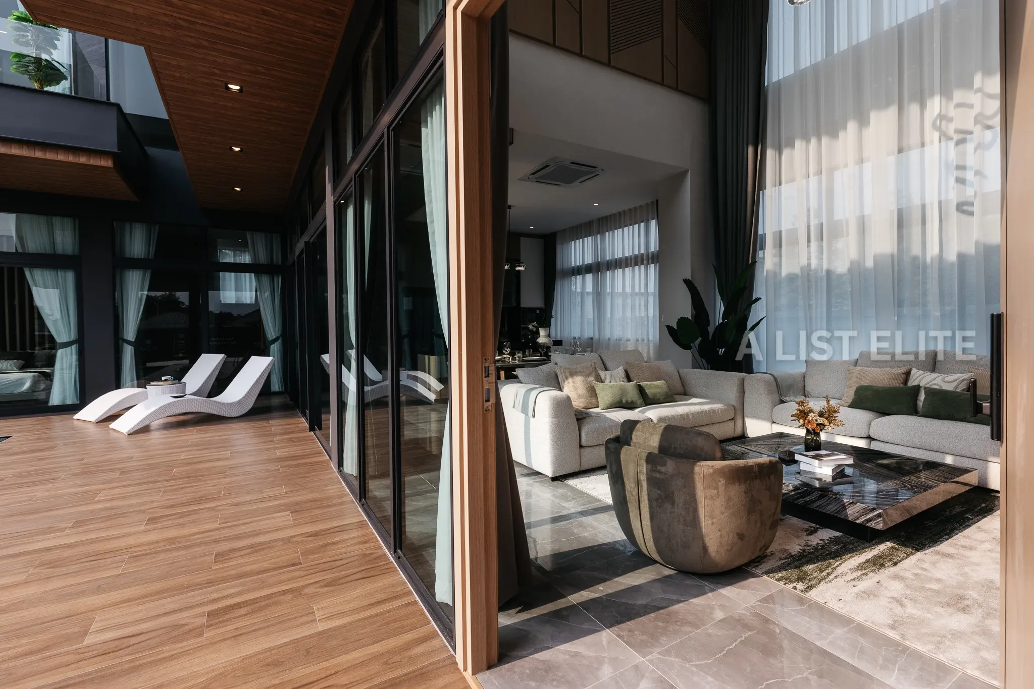 บ้านเดี่ยว 6 ห้องนอน 6 ห้องน้ำ พื้นที่ใช้สอย 705 ตร.ม. ที่ The Sylva Pattaya (Villa Heaven A)