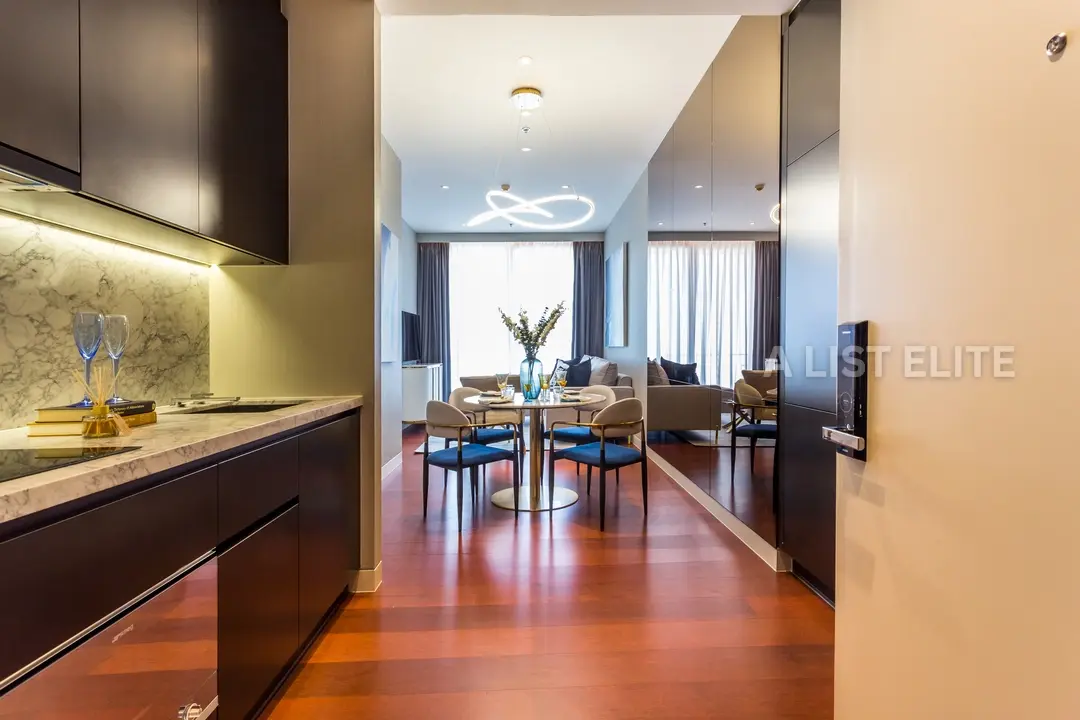 Condo Khun by Y00
