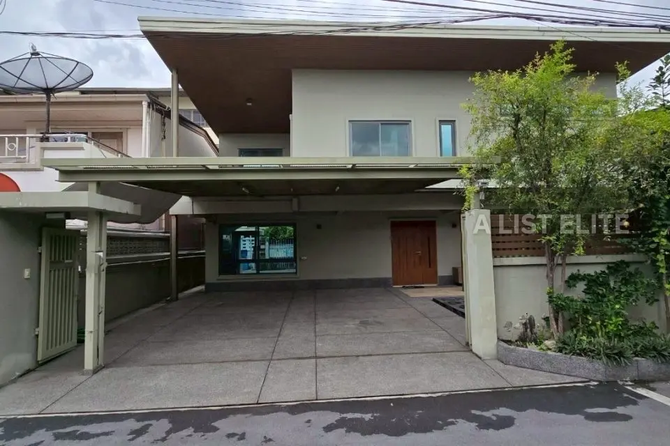 บ้าน 2 ห้องนอน 2 ห้องน้ำ เอกมัย