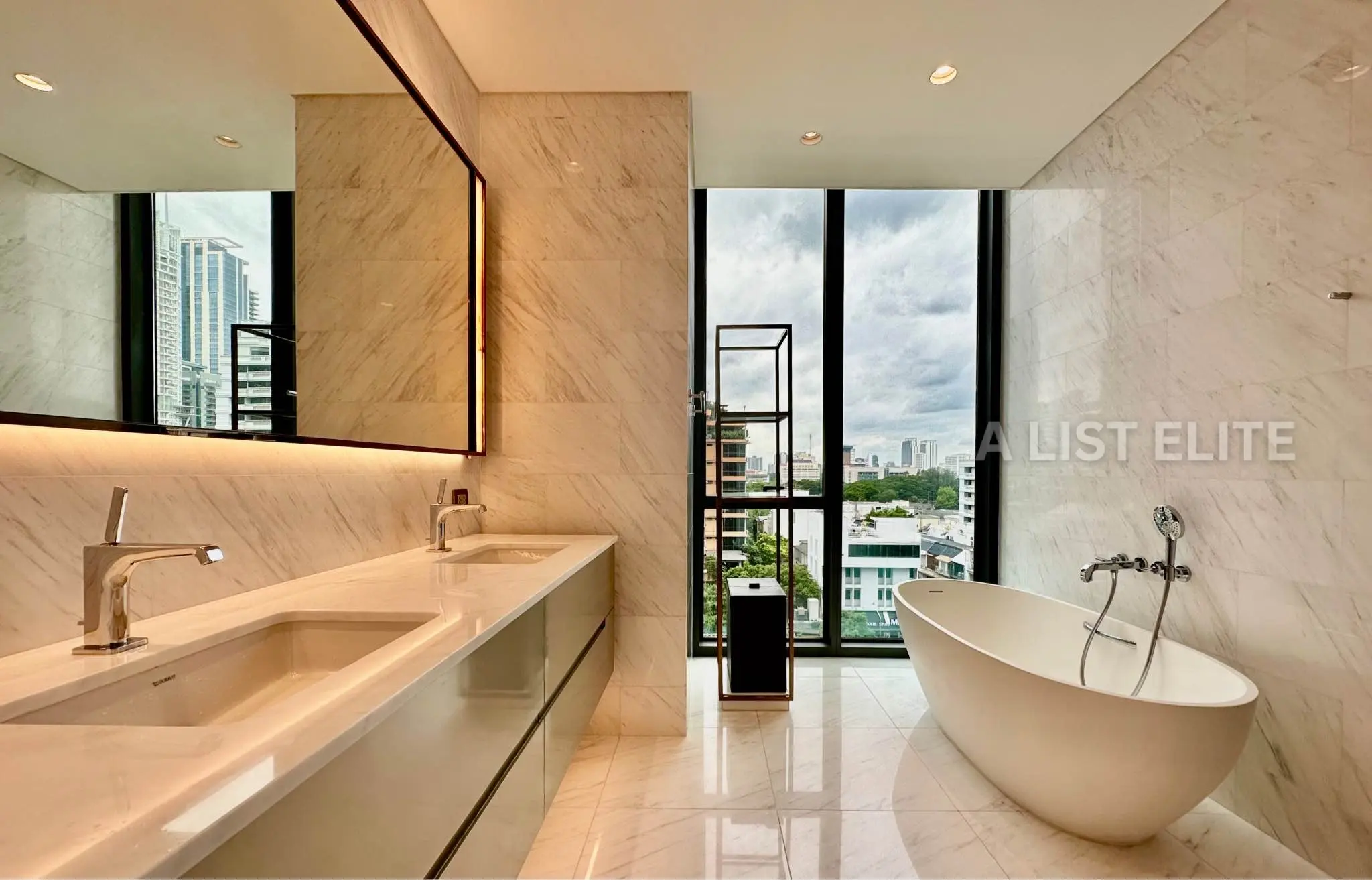 The Residences at Sindhorn Kempinski