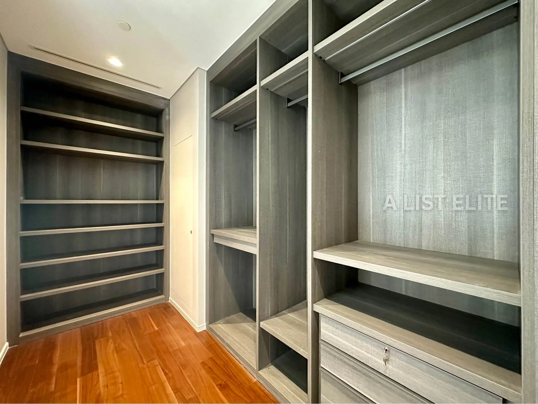 The Residences at Sindhorn Kempinski