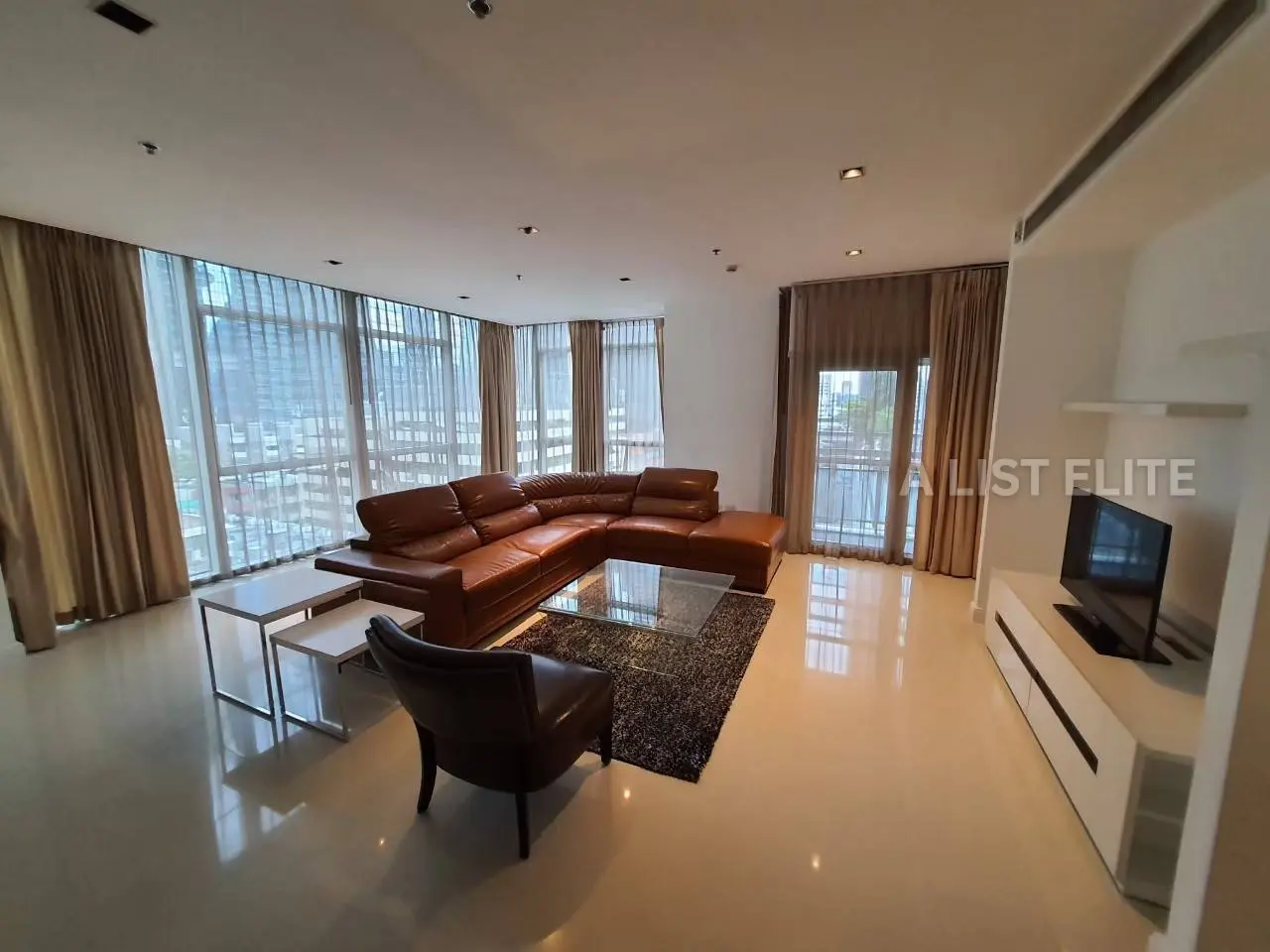 Condo Athenee Residence