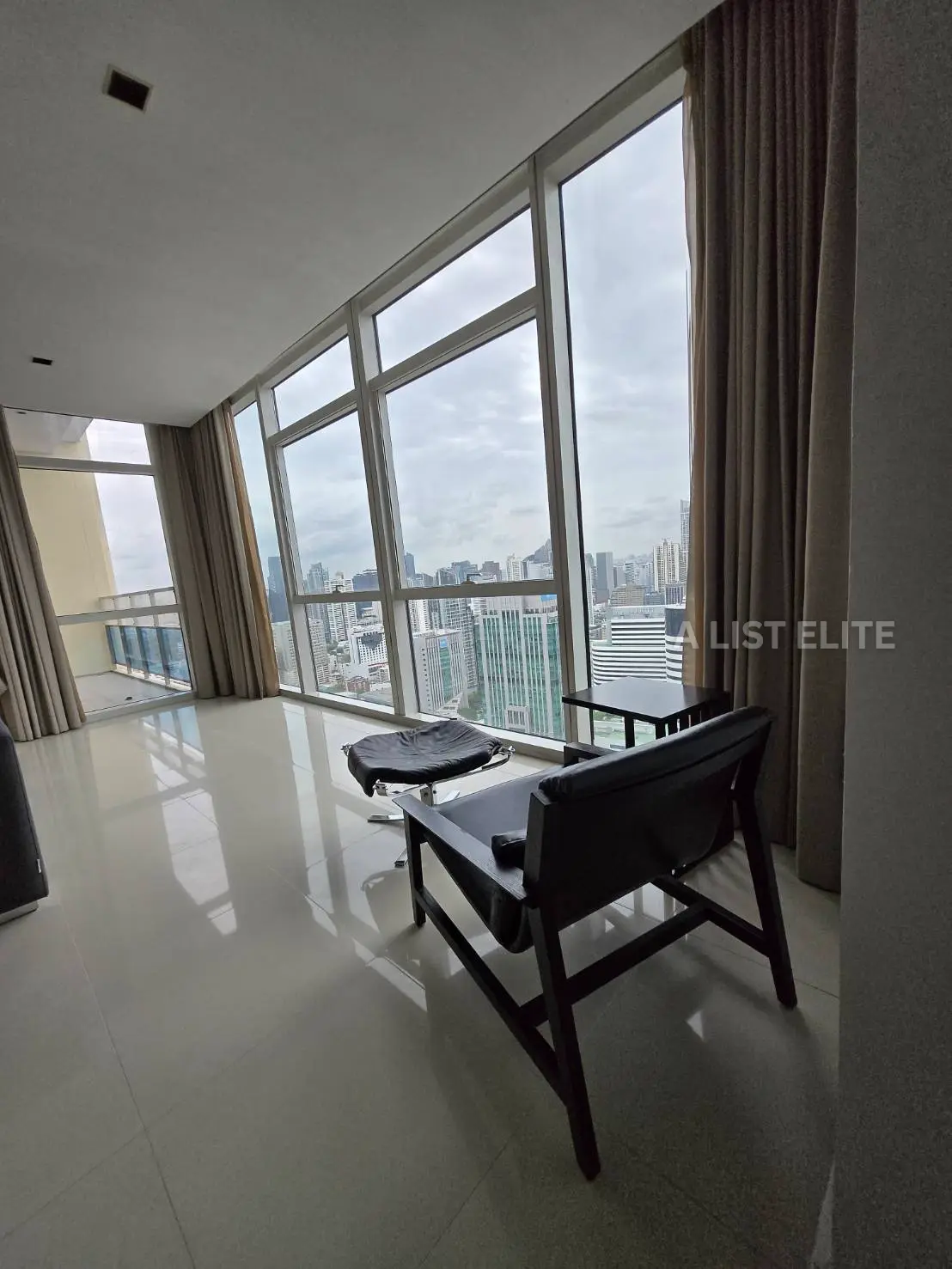 Condo Athenee Residence