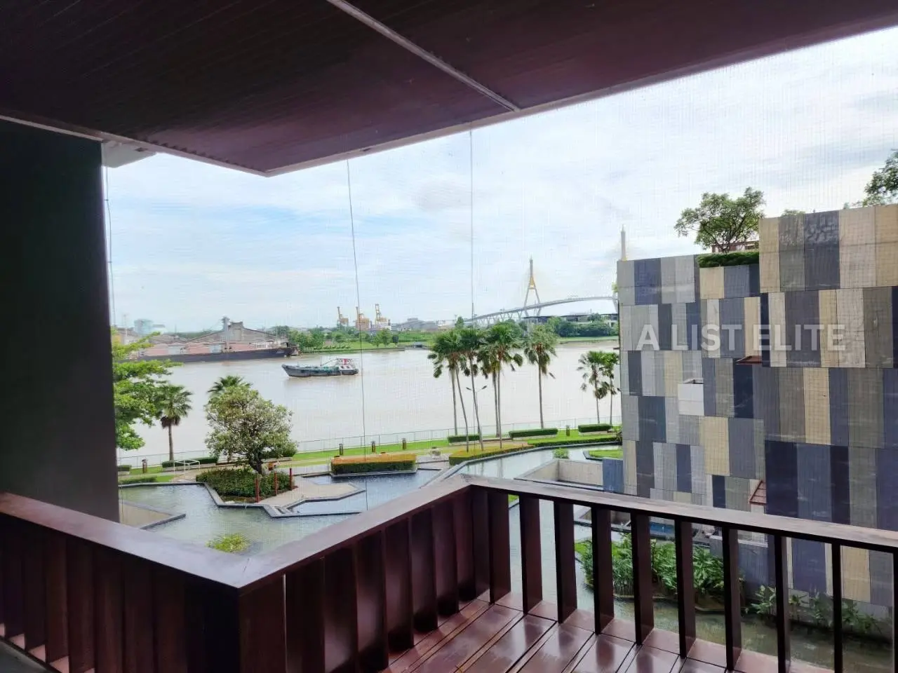Condo The Pano Rama 3