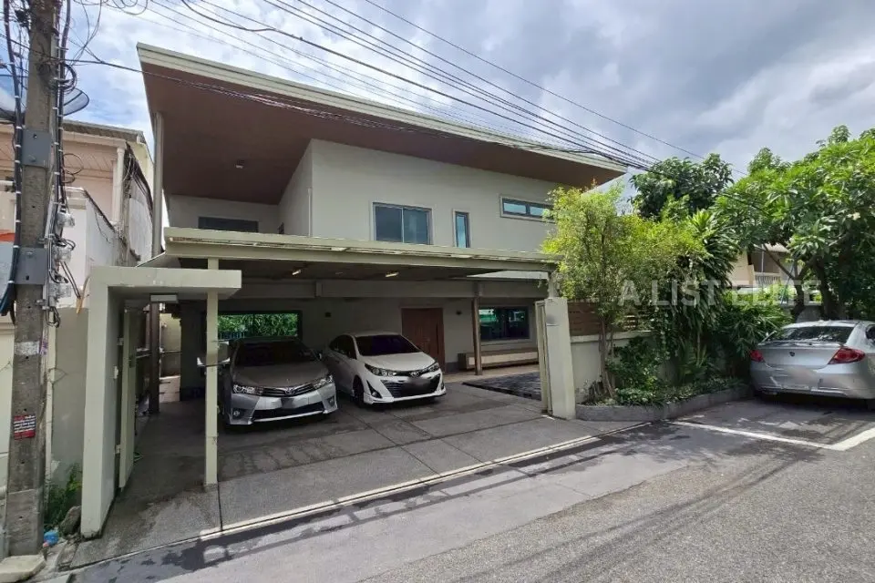 บ้าน 2 ห้องนอน 2 ห้องน้ำ เอกมัย