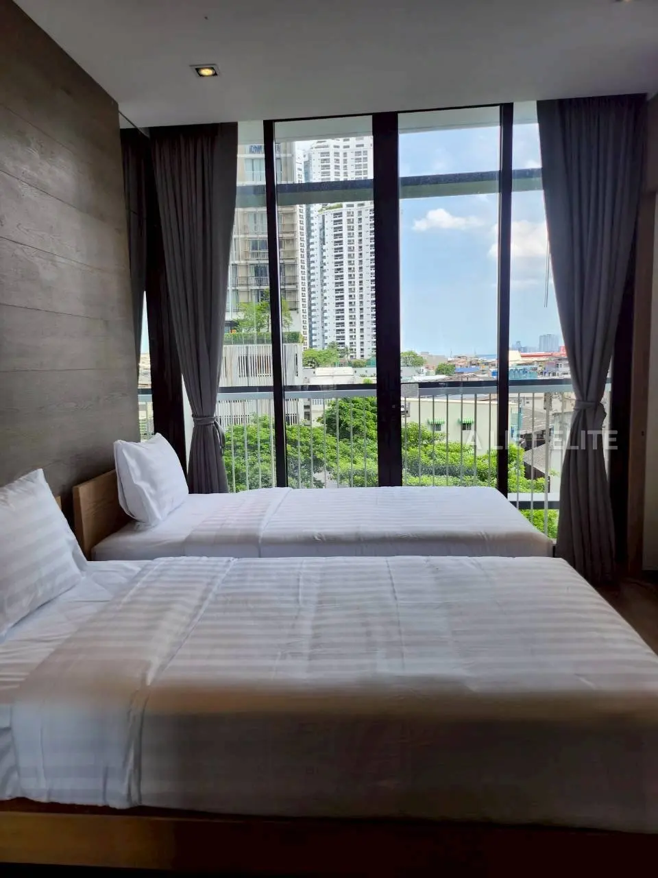 Condo Park Origin Phrom Phong