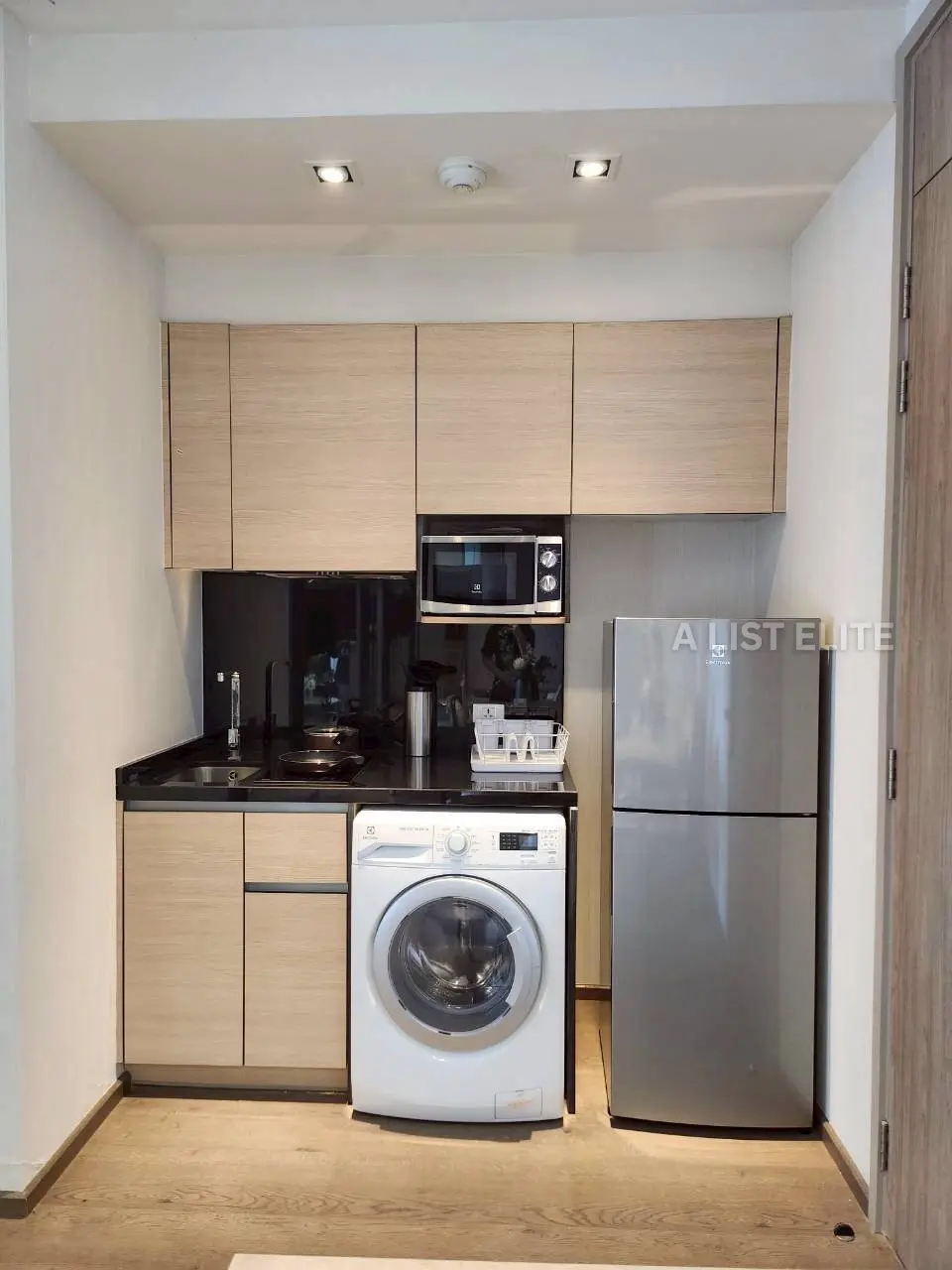 Condo Park Origin Phrom Phong