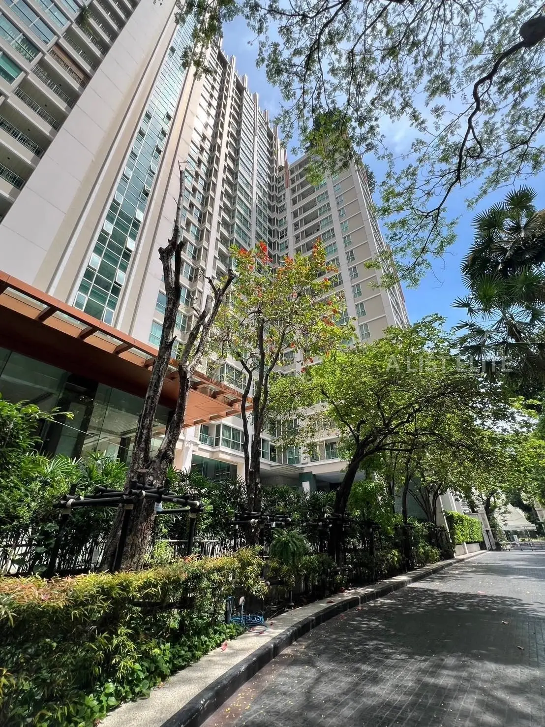  Condo The Address Chidlom