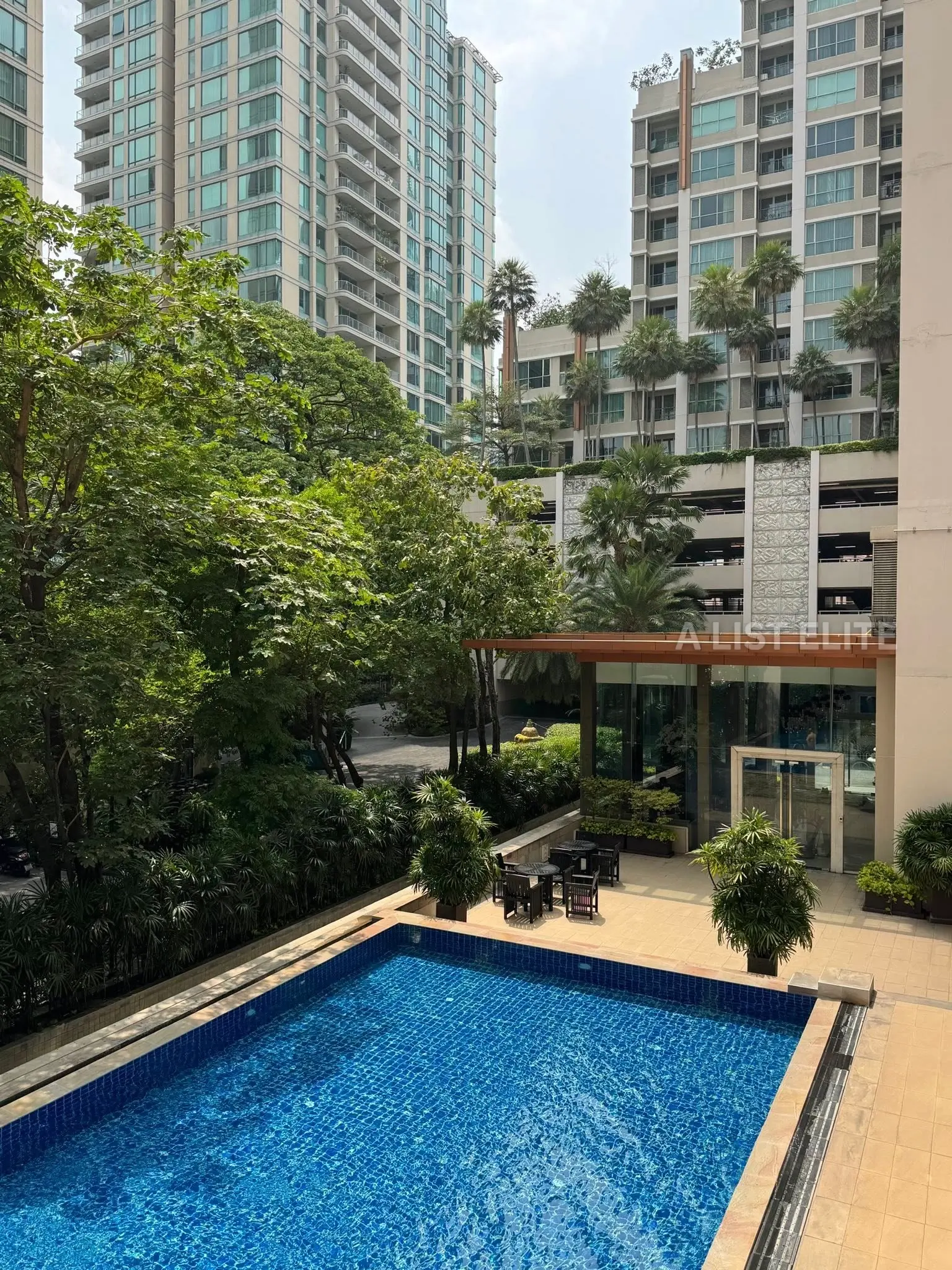  Condo The Address Chidlom