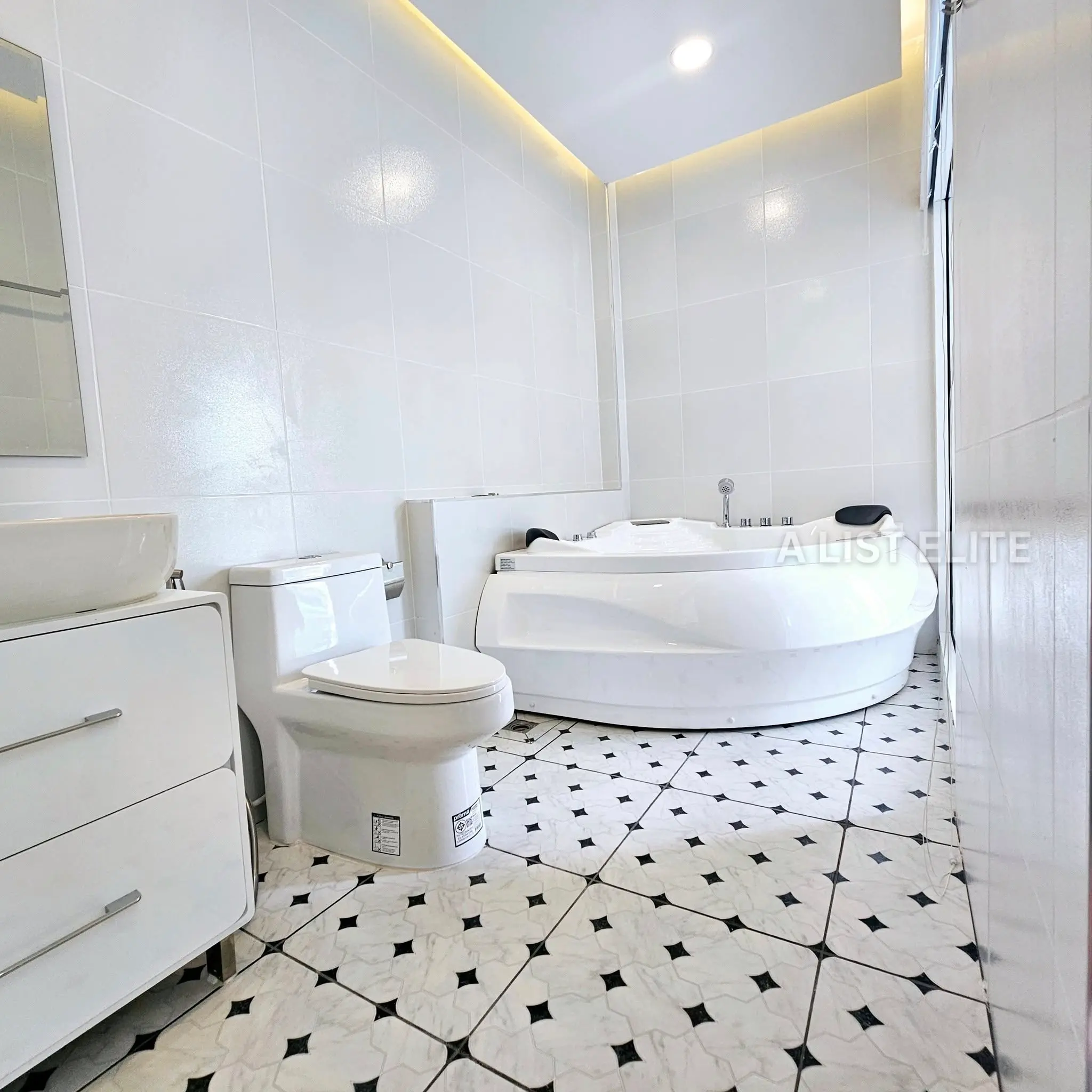 Pool Villa Near Jomtien Beach.