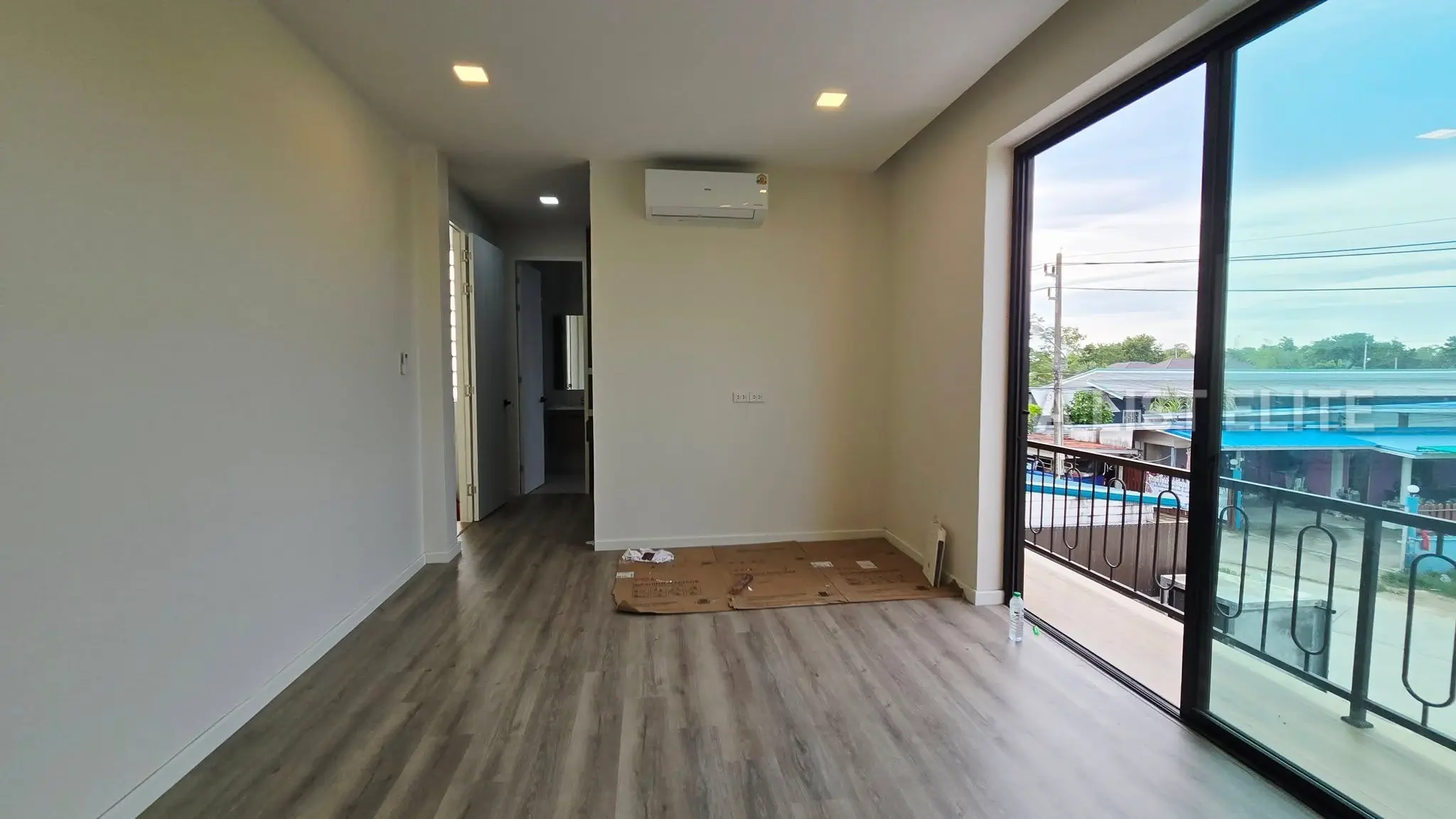 Single House with Private Swimming Pool, Huay Yai.