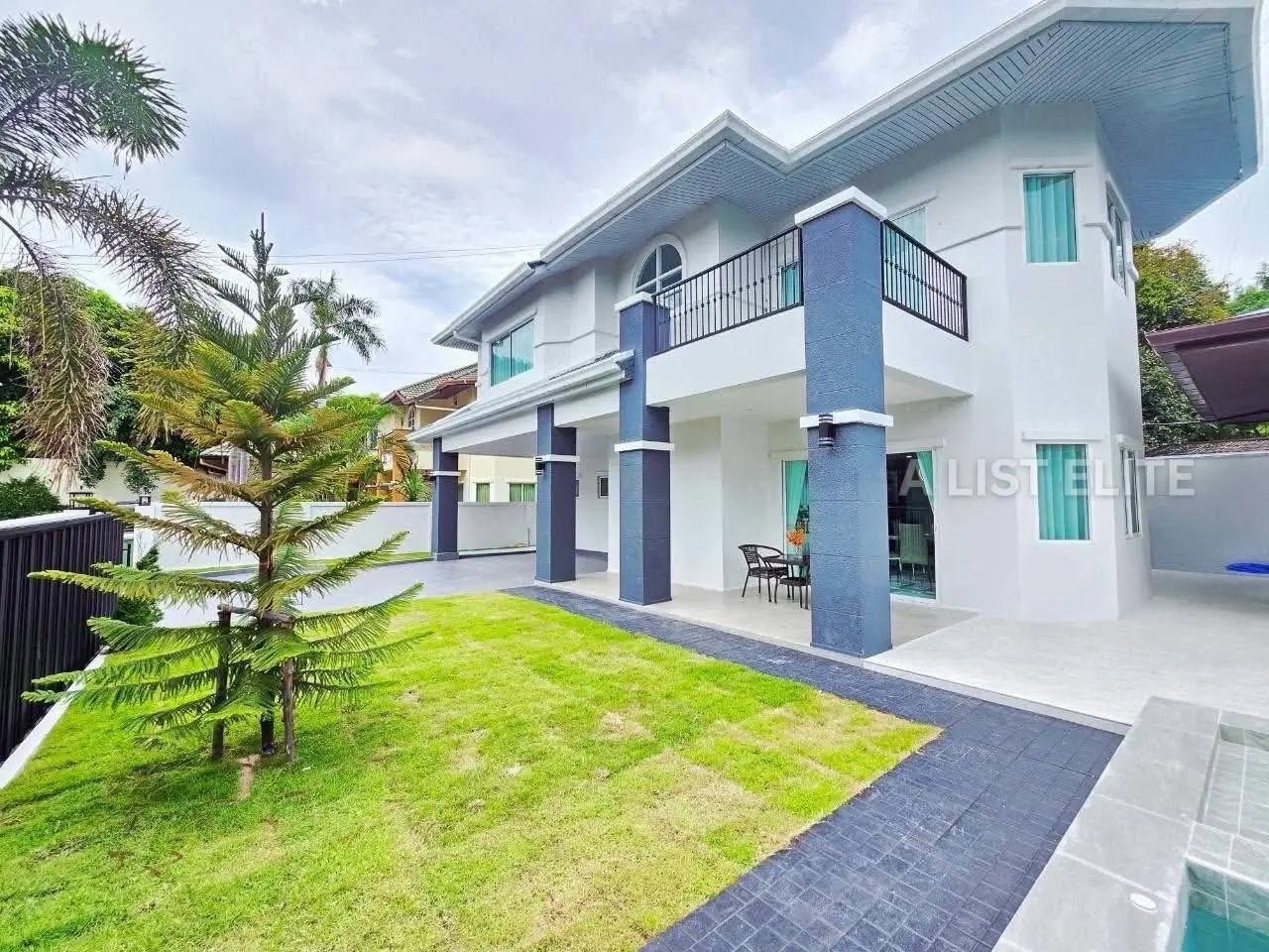 Pool villa in Green Field Villas 2