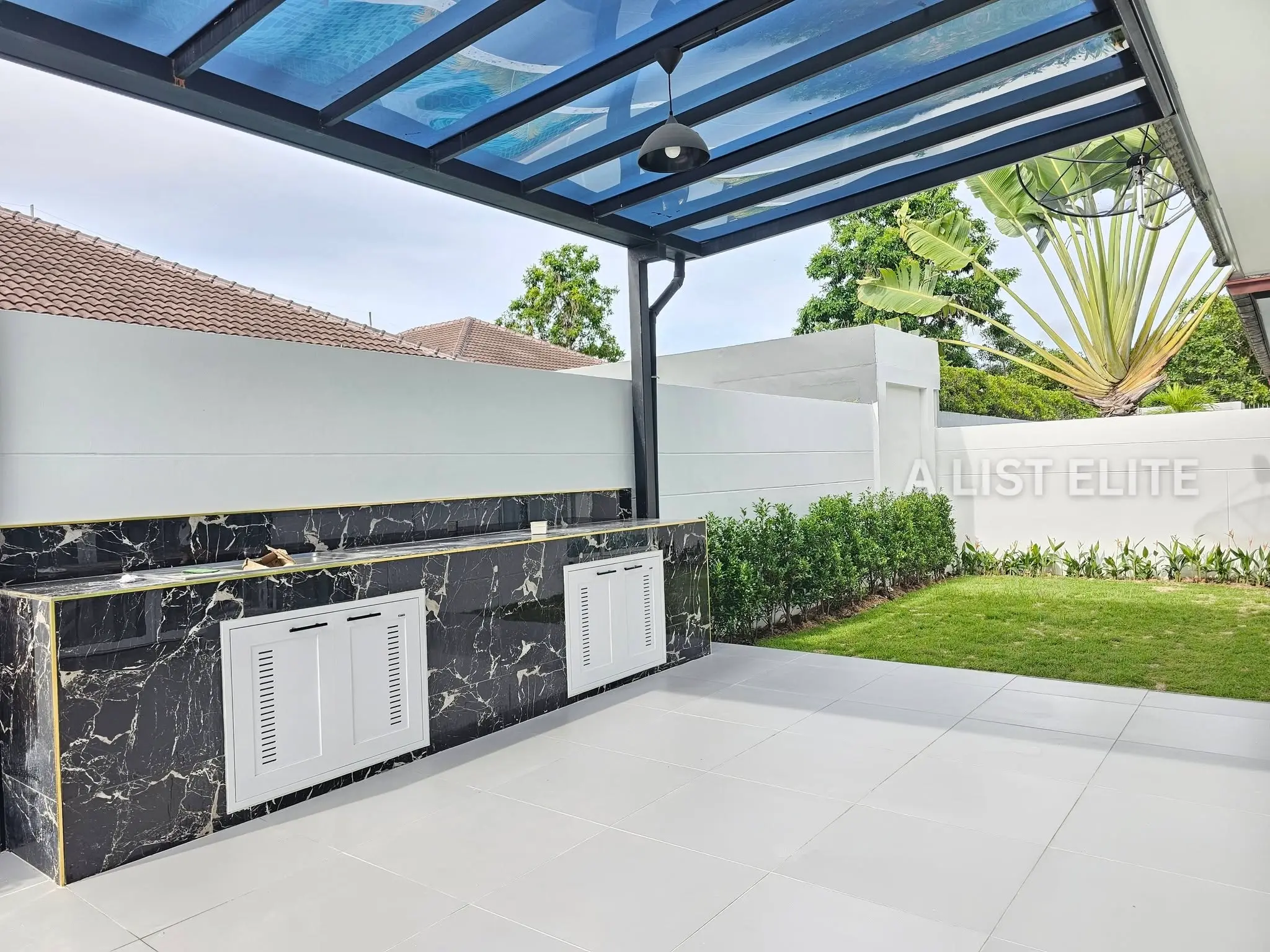Pool Villa Ban Panalee