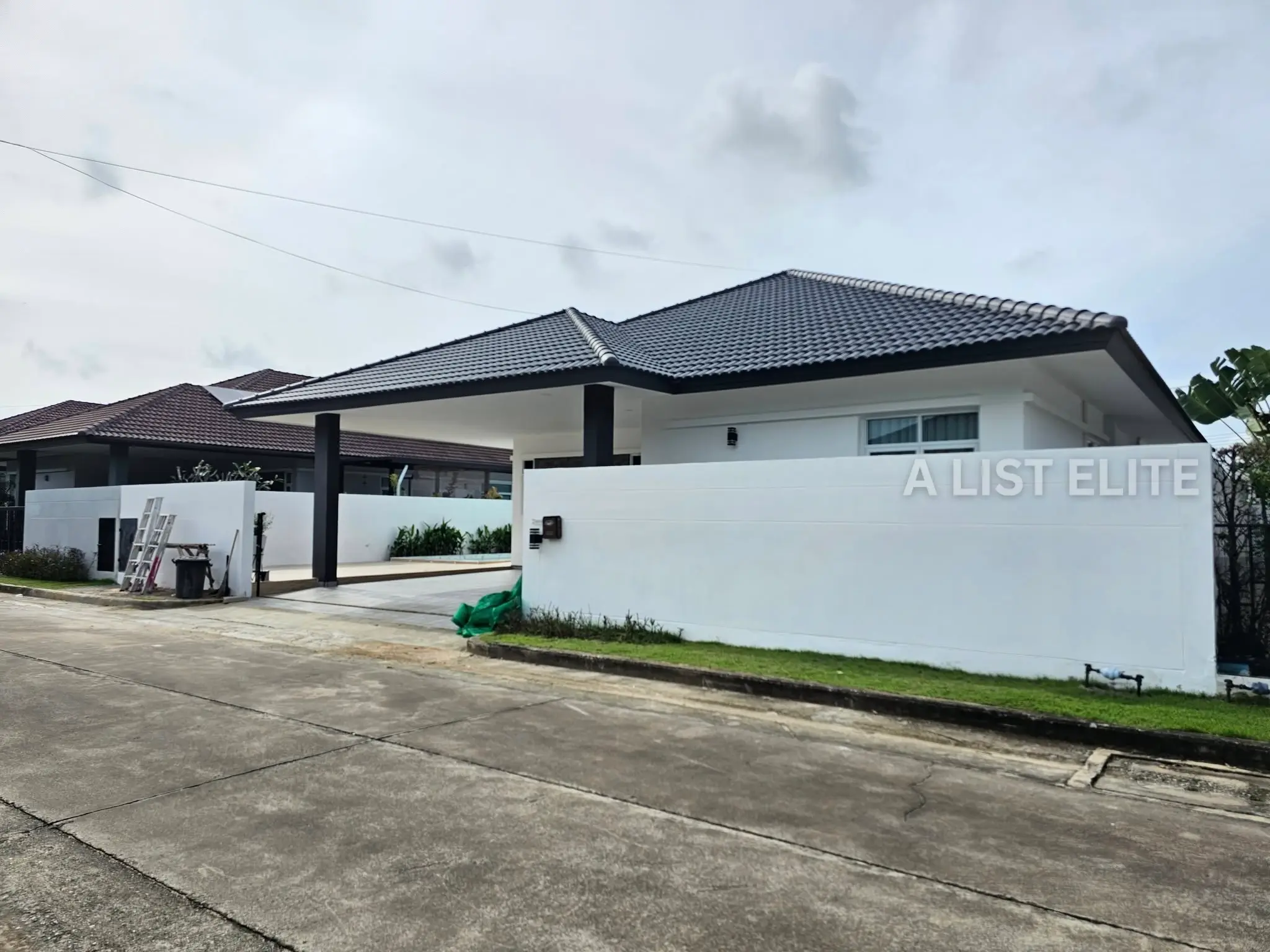 Pool Villa Ban Panalee