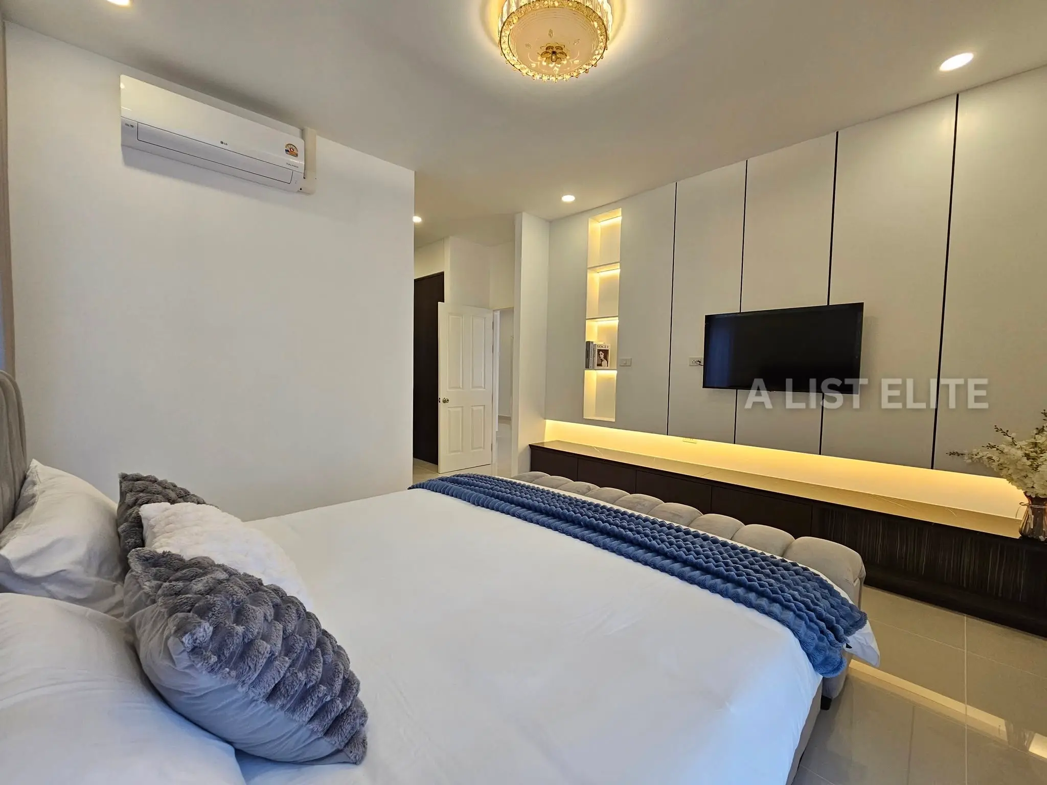 Pool Villa Ban Panalee