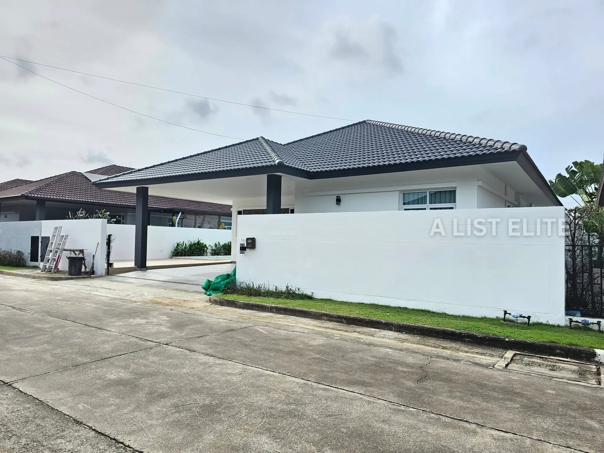 Pool Villa Ban Panalee