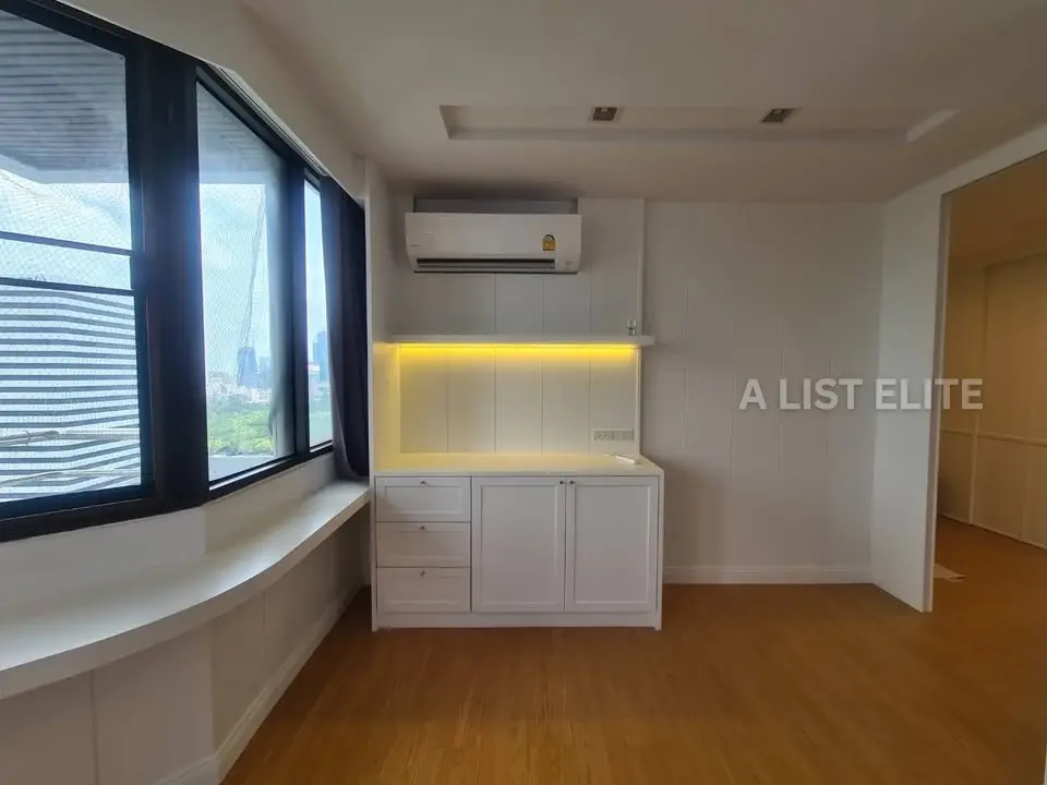Lake Avenue Sukhumvit 16