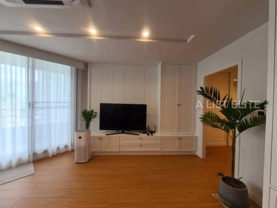 Lake Avenue Sukhumvit 16