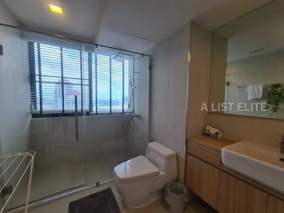 Lake Avenue Sukhumvit 16