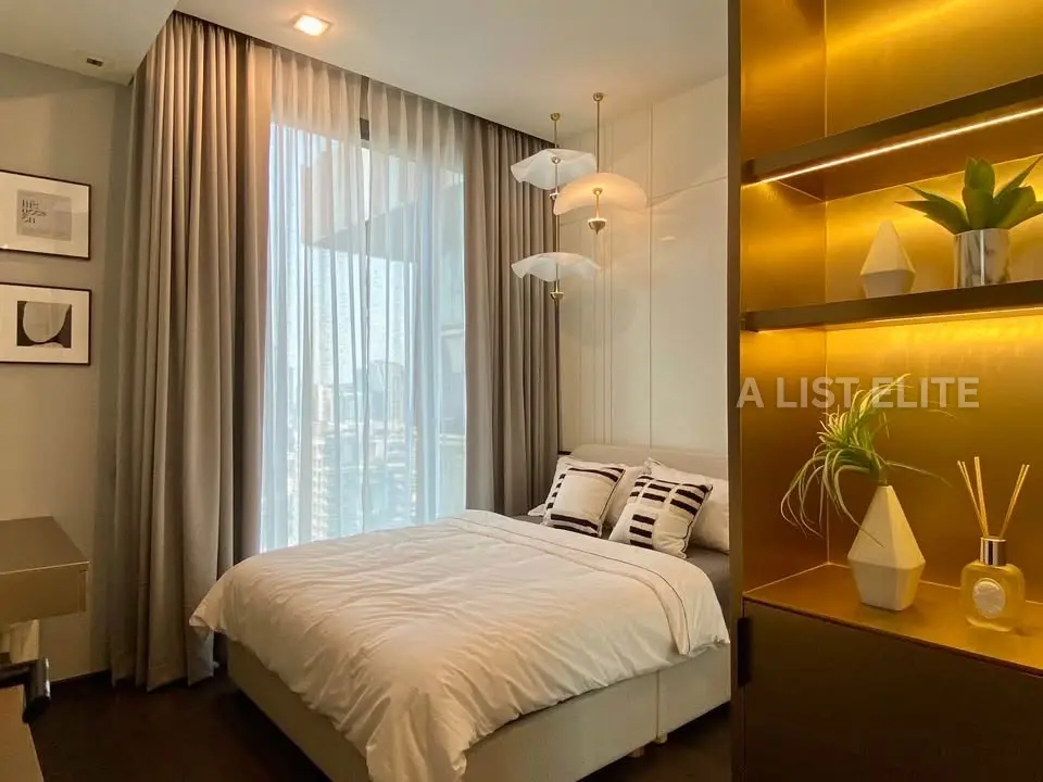 LAVIQ SUKHUMVIT 57
