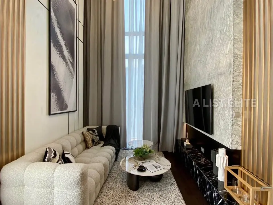 LAVIQ SUKHUMVIT 57