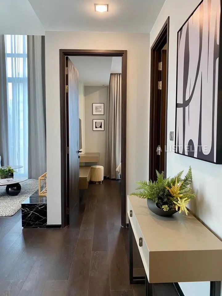 LAVIQ SUKHUMVIT 57