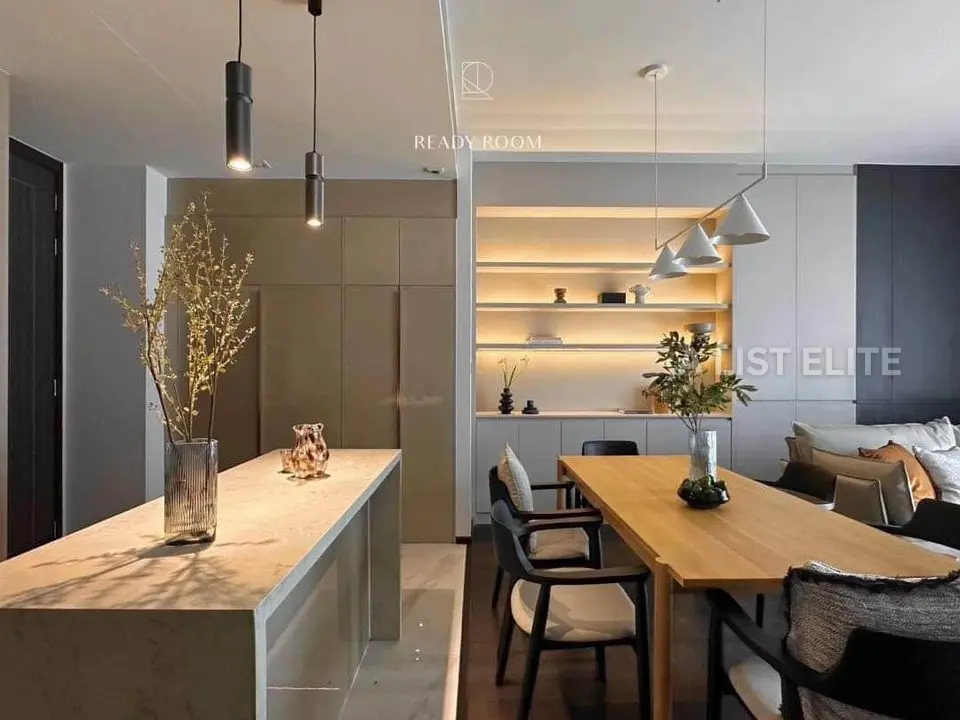 LAVIQ SUKHUMVIT 57