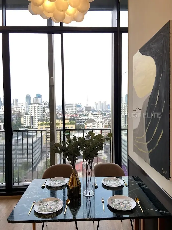 Noble Around Sukhumvit 33