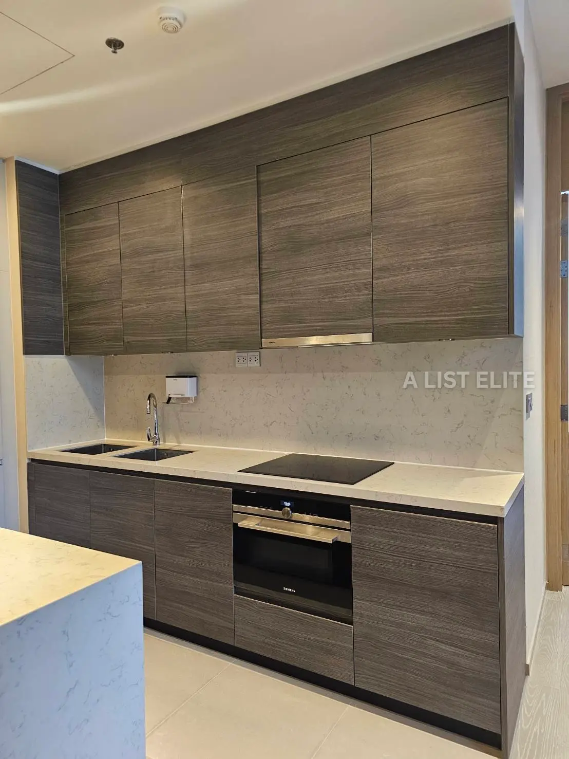 The Esse Asoke Sukhumvit 21
