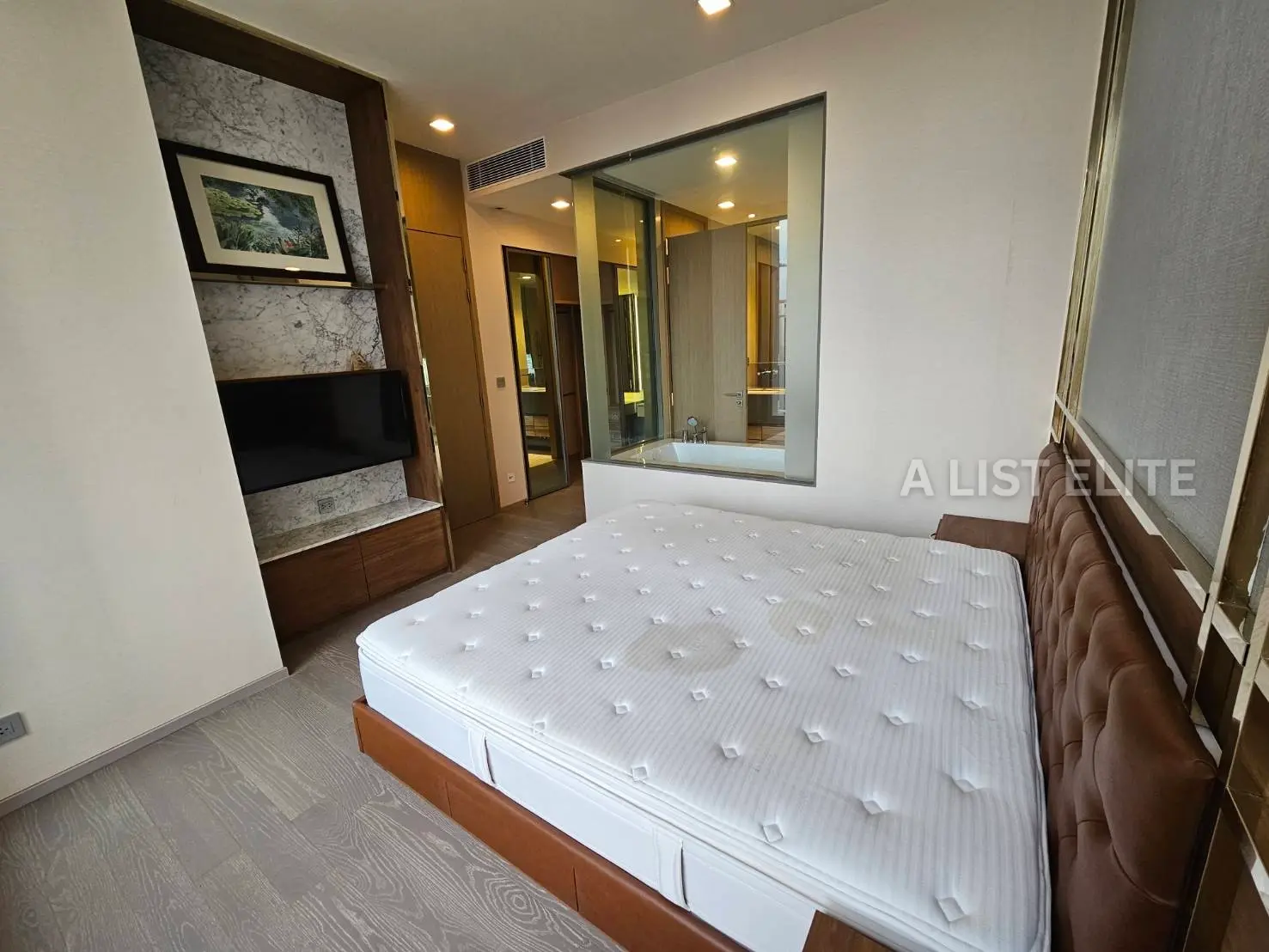 The Esse Asoke Sukhumvit 21