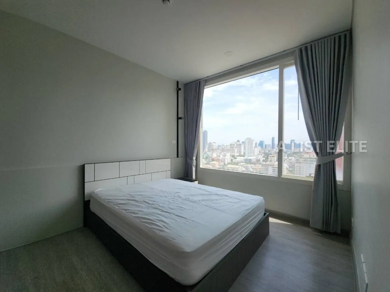 Wind Sukhumvit 23