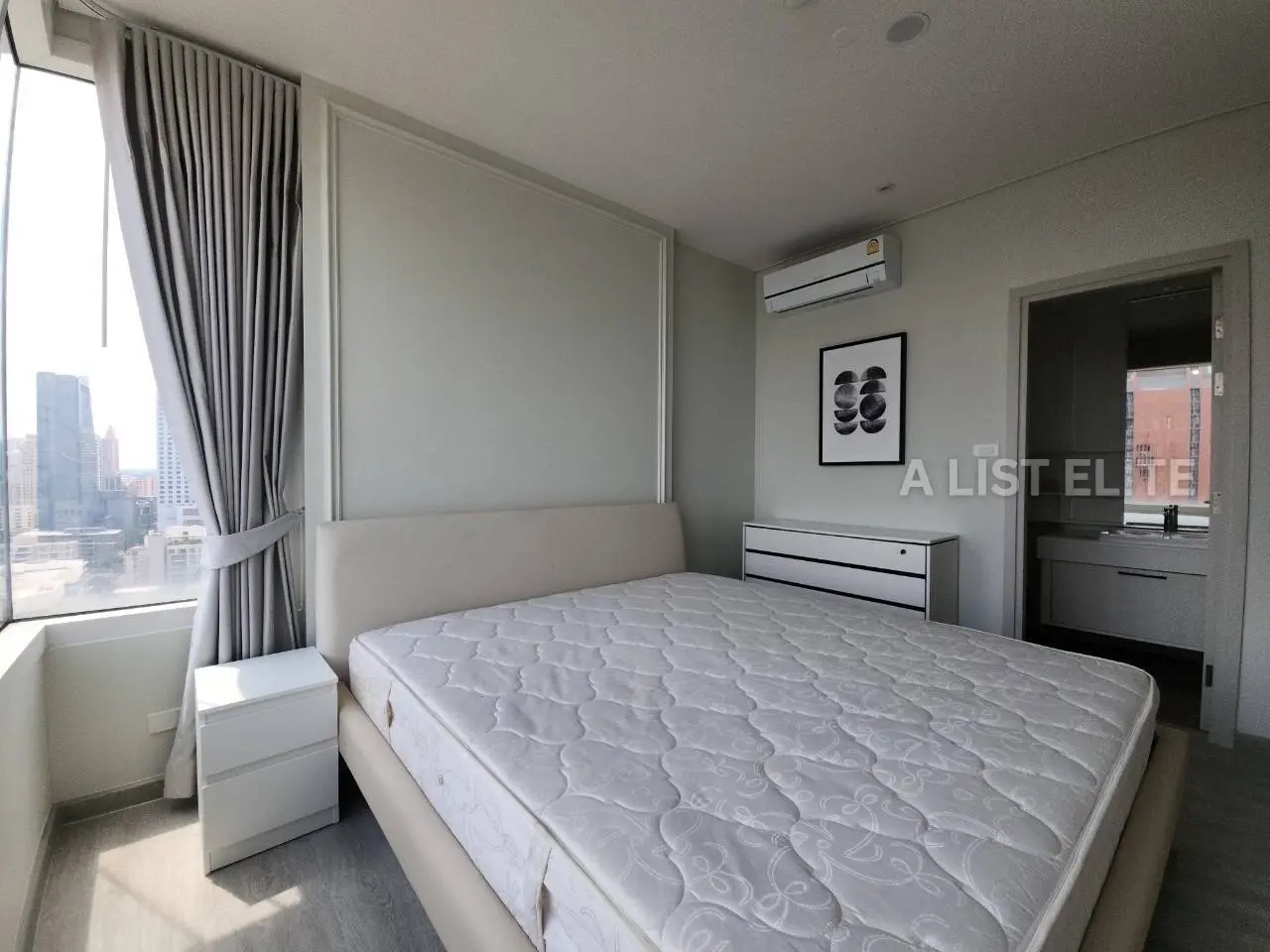 Wind Sukhumvit 23