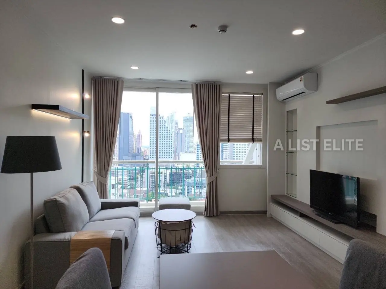 Wind Sukhumvit 23