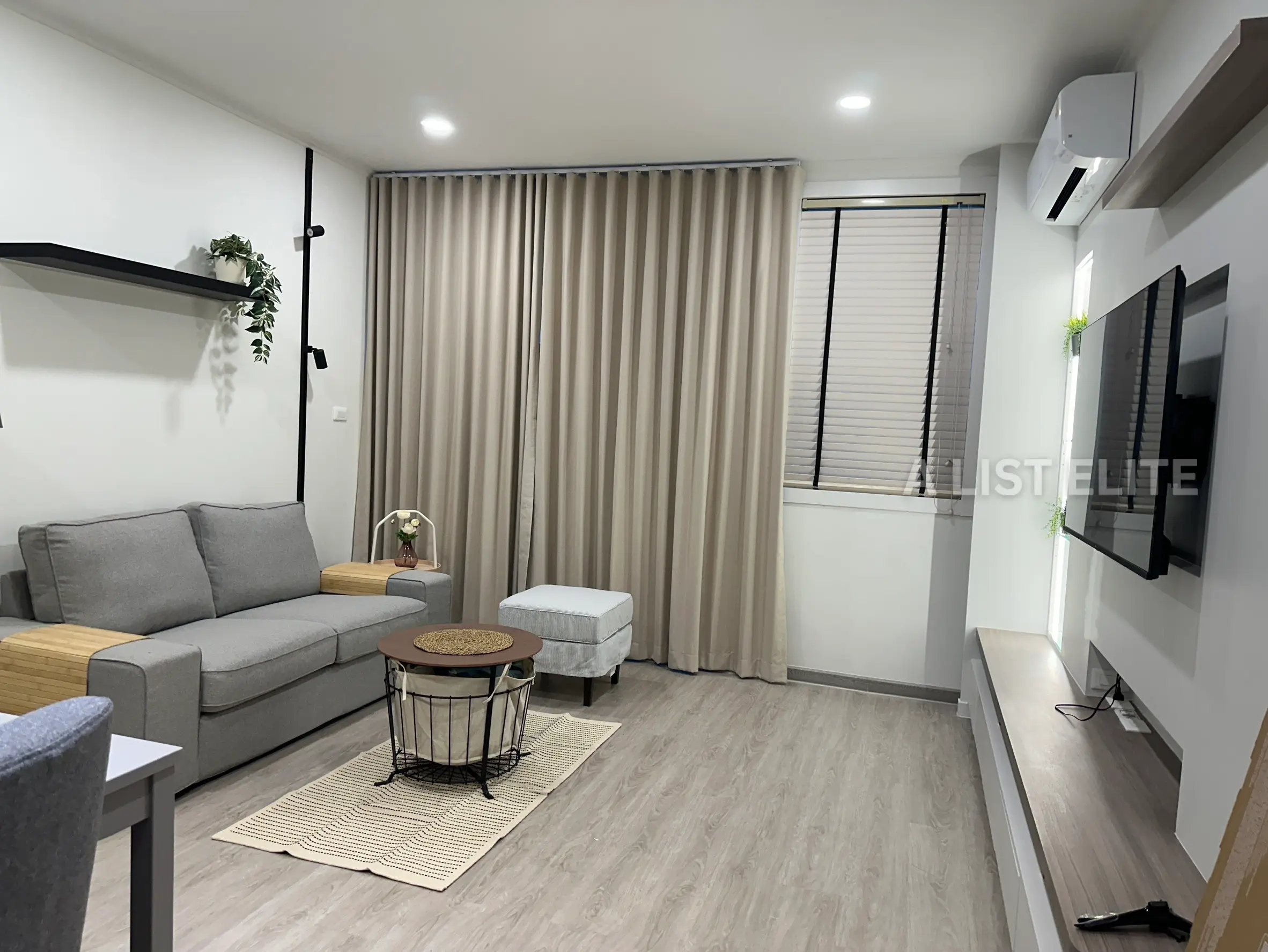 Wind Sukhumvit 23