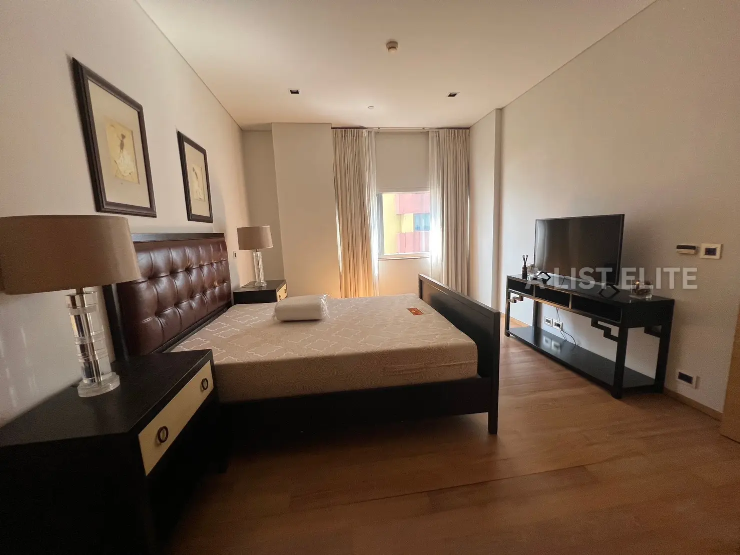 Saladaeng Residences ศาลาแดง เรสซิเดนเซส