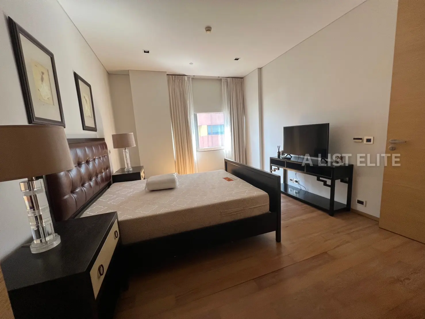Saladaeng Residences ศาลาแดง เรสซิเดนเซส