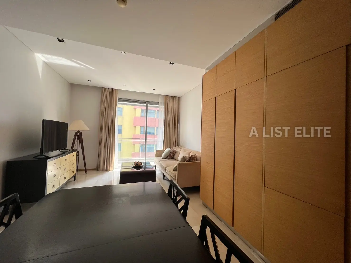 Saladaeng Residences ศาลาแดง เรสซิเดนเซส