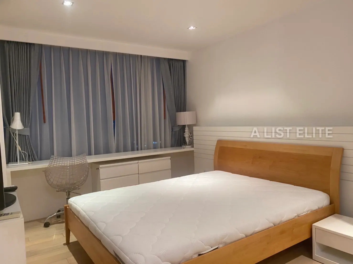 Eight Thonglor Residence