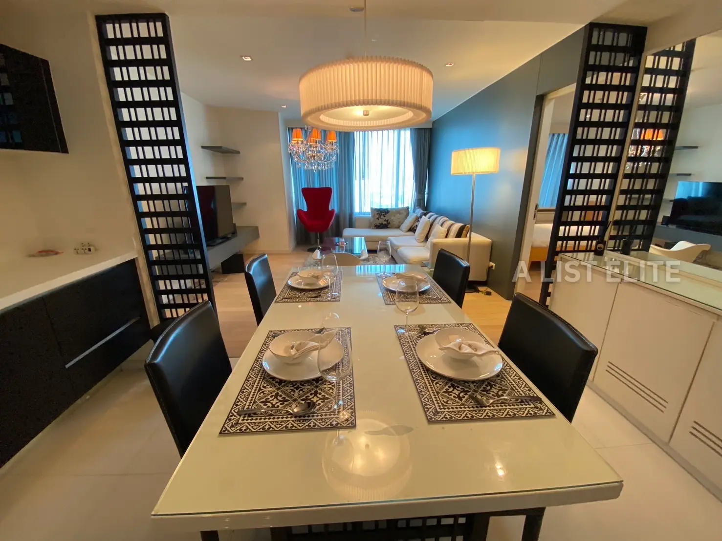 Eight Thonglor Residence