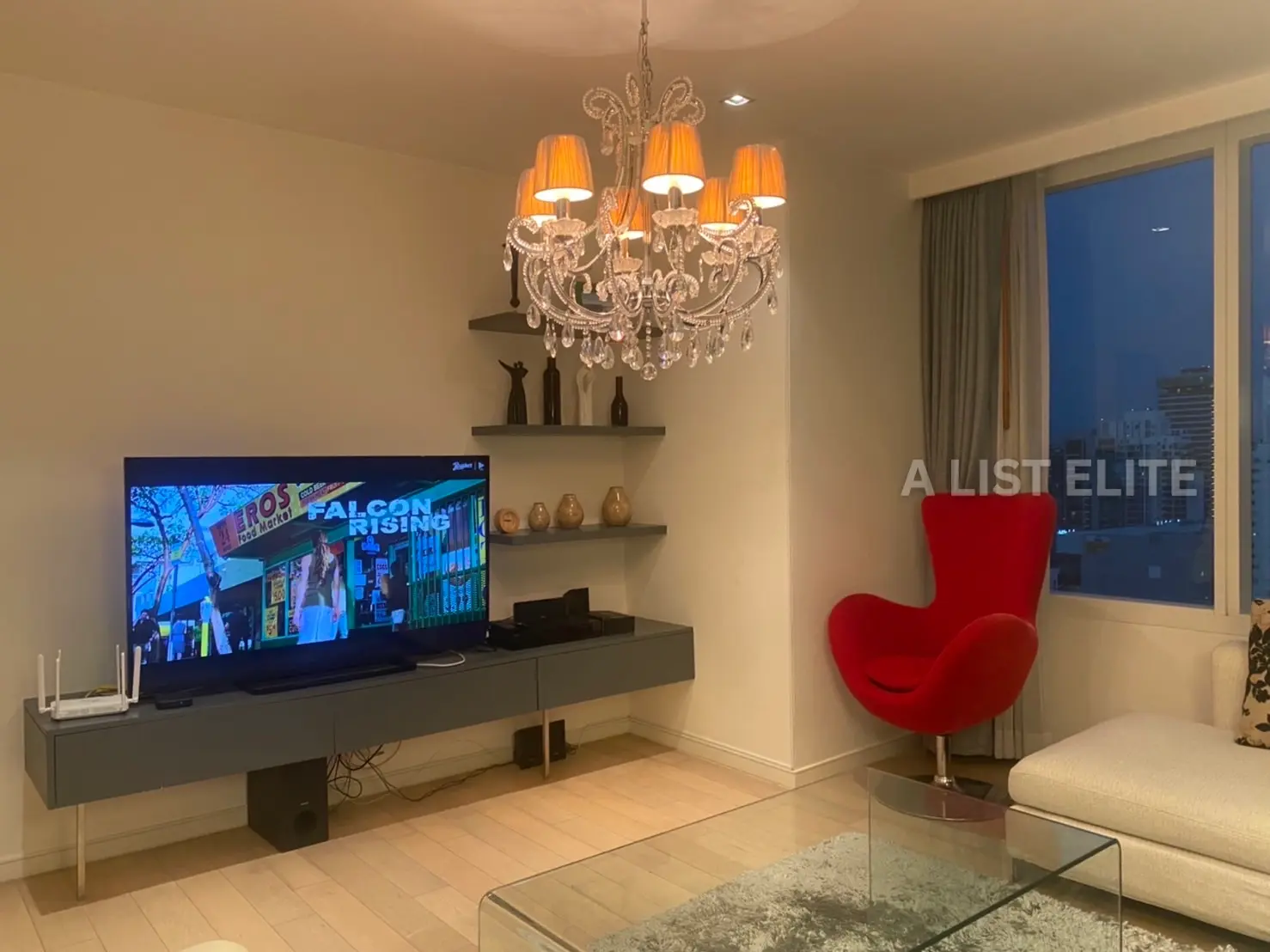 Eight Thonglor Residence